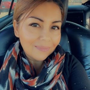 Meet your Posher, Sally